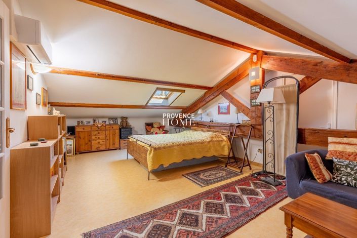 Image No.15-3 Bed House for sale