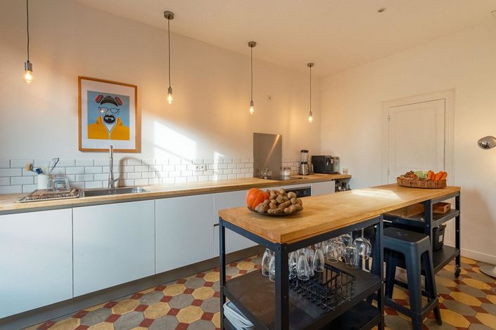 Image No.10-3 Bed House for sale