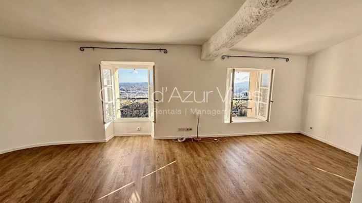 Image No.12-3 Bed House for sale