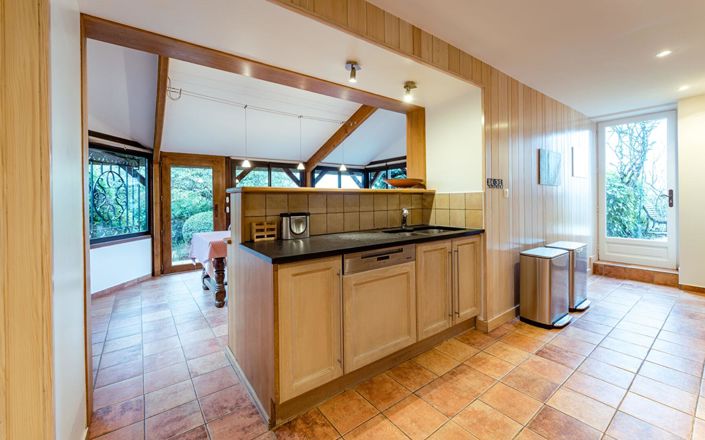 Image No.15-14 Bed House for sale