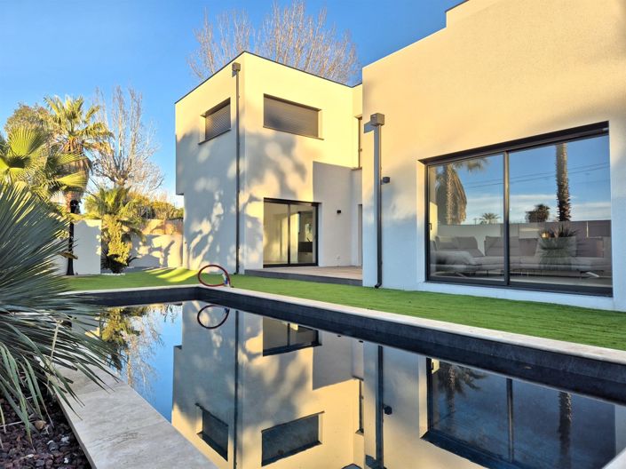 Image No.42-4 Bed House for sale