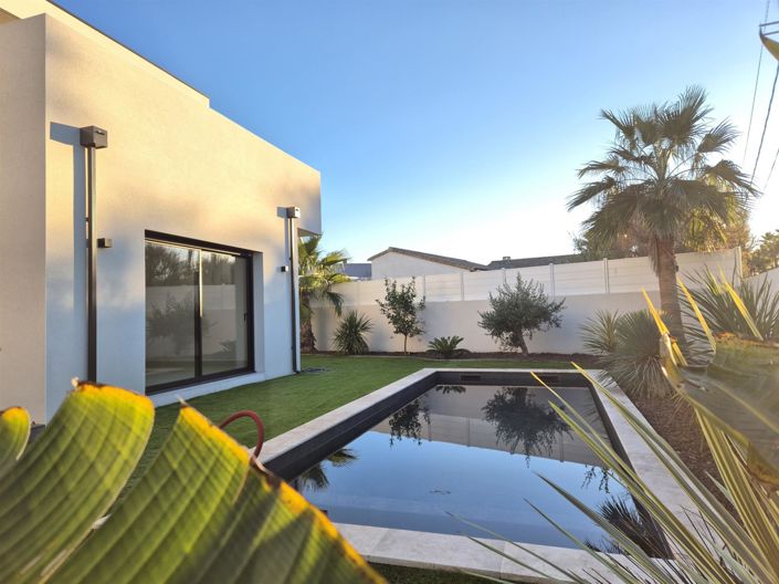 Image No.44-4 Bed House for sale