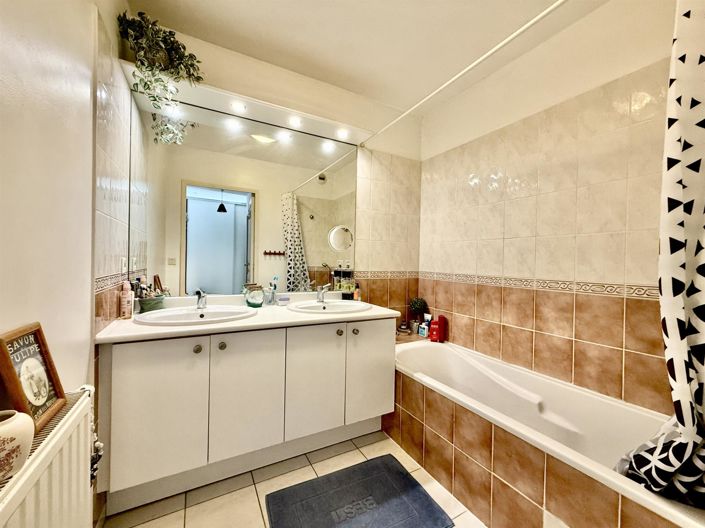 Image No.13-2 Bed Apartment for sale