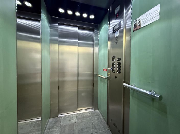 Image No.18-2 Bed Apartment for sale