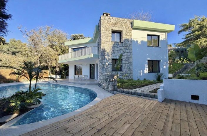 Image No.2-5 Bed House for sale