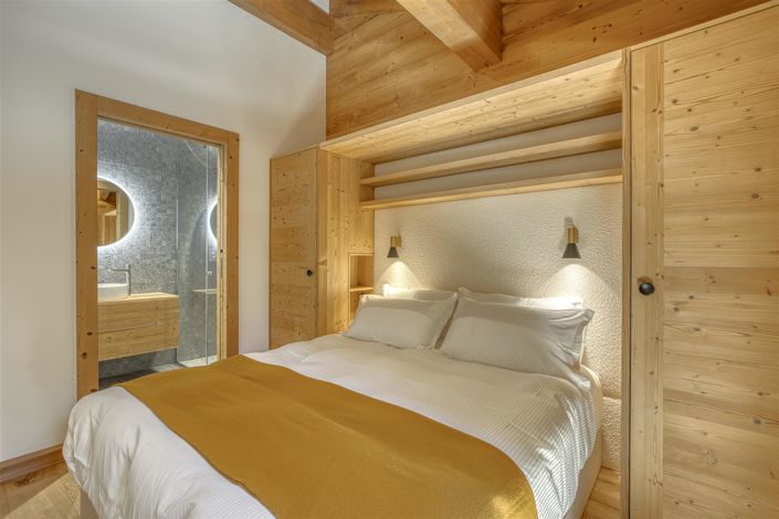 Image No.14-4 Bed House for sale