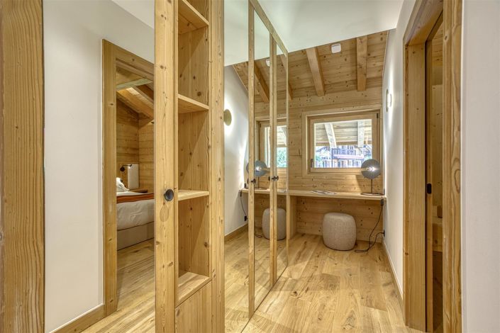 Image No.15-4 Bed House for sale