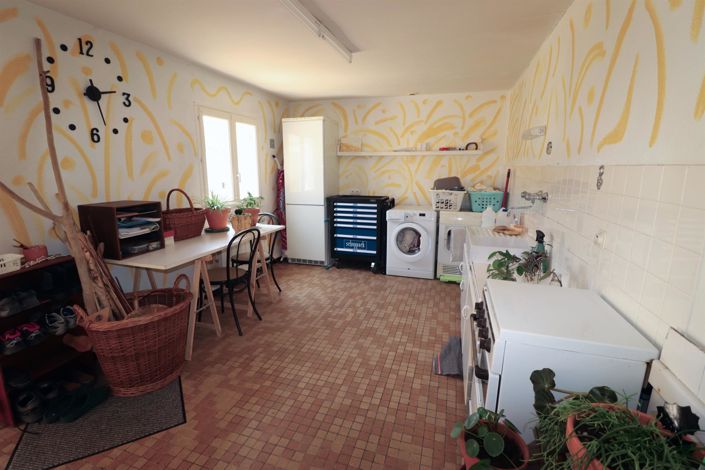 Image No.2-2 Bed House for sale