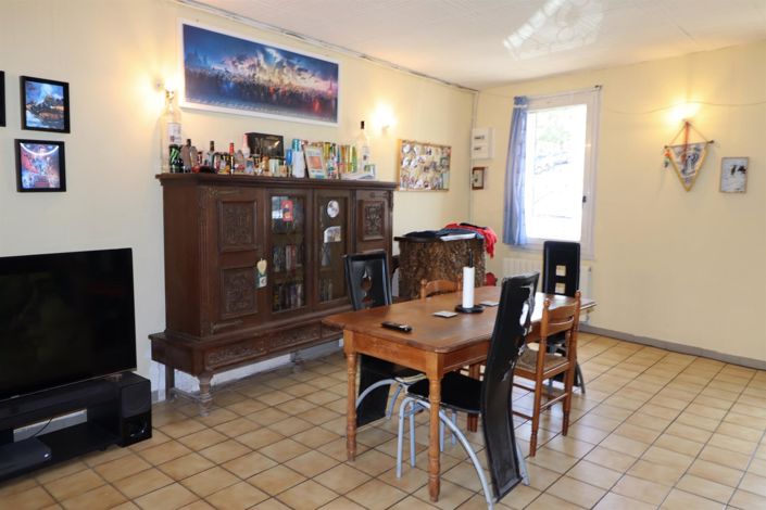 Image No.3-2 Bed House for sale