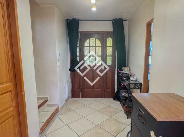 Image No.3-3 Bed House for sale