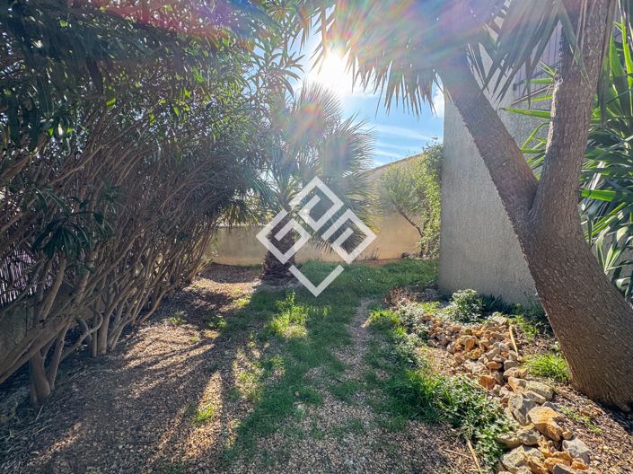 Image No.7-3 Bed House for sale