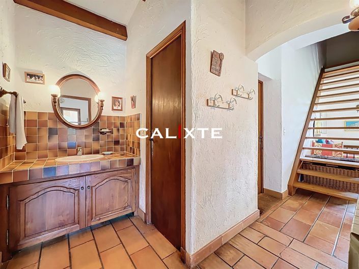 Image No.13-3 Bed House for sale