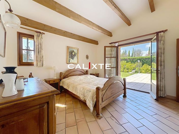 Image No.15-3 Bed House for sale