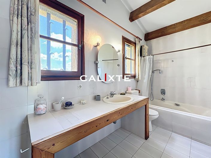 Image No.16-3 Bed House for sale