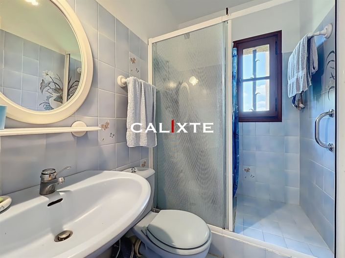 Image No.18-3 Bed House for sale