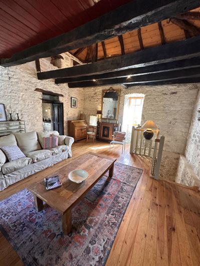 Image No.11-3 Bed House for sale