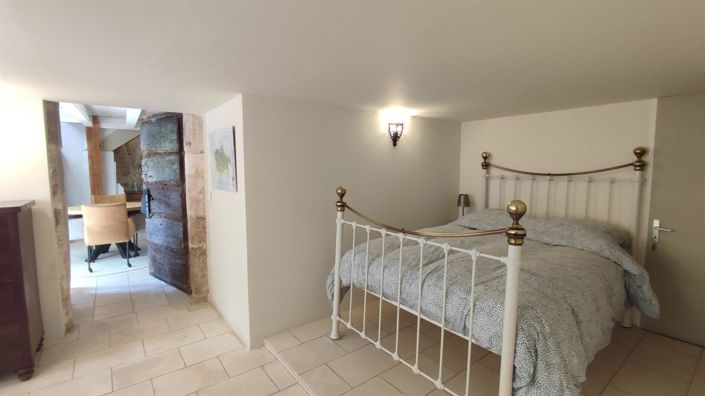 Image No.17-3 Bed House for sale