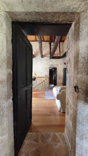 Image No.9-3 Bed House for sale