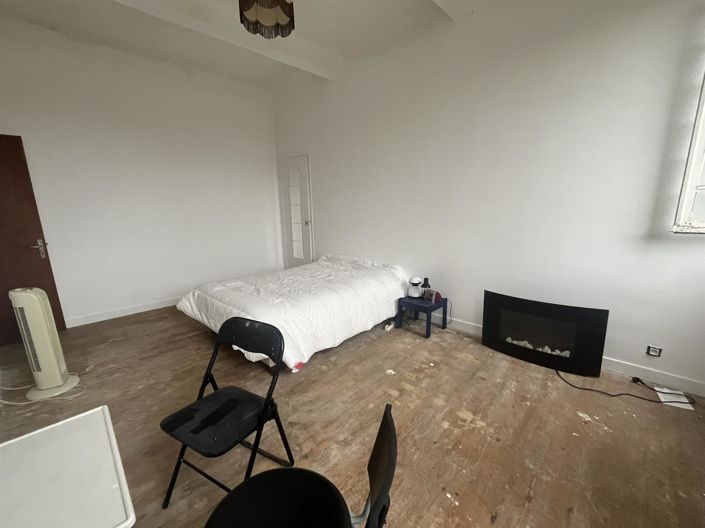 Image No.13-8 Bed House for sale