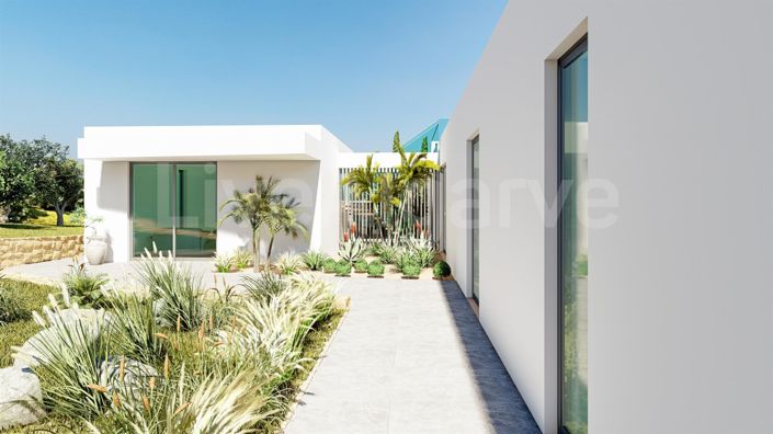 Image No.17-5 Bed House for sale