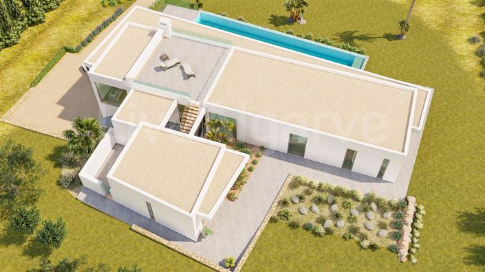 Image No.9-5 Bed House for sale