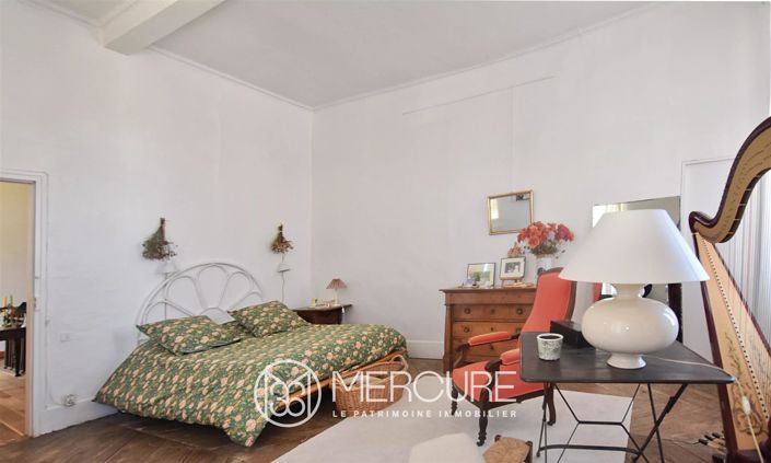 Image No.13-6 Bed House for sale