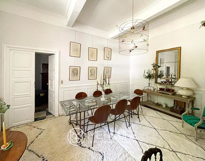 Image No.6-6 Bed House for sale