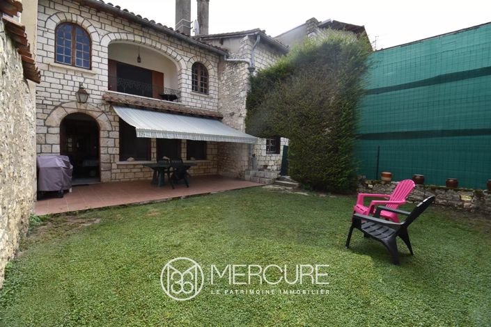 Image No.8-9 Bed House for sale