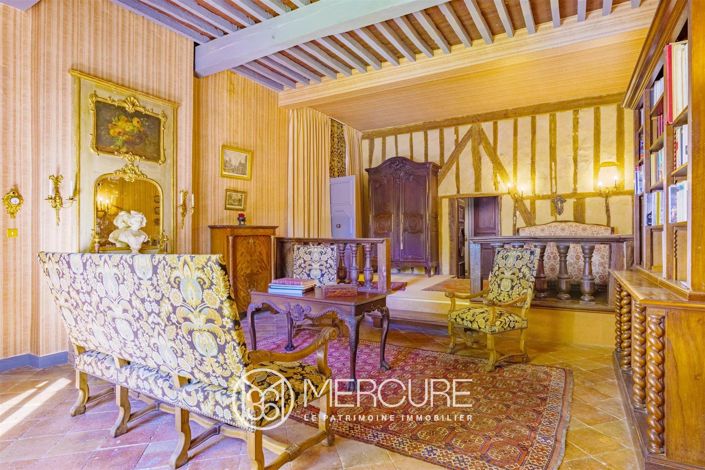 Image No.6-12 Bed House for sale