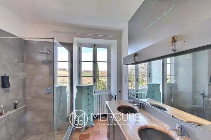 Image No.12-7 Bed House for sale