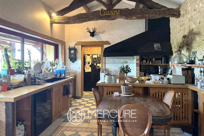 Image No.6-7 Bed House for sale