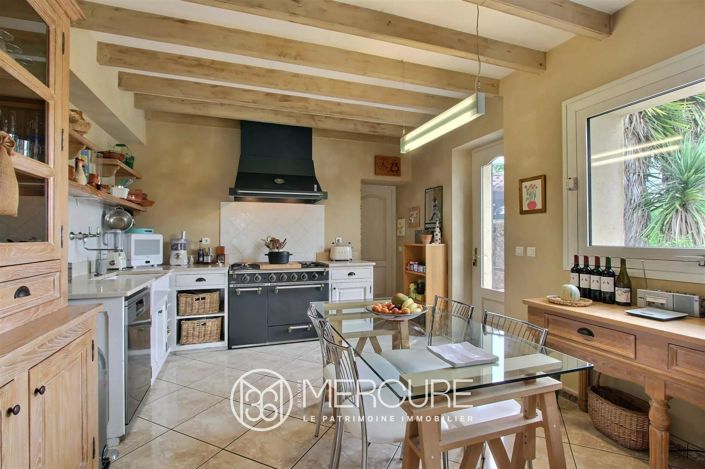 Image No.5-4 Bed House for sale