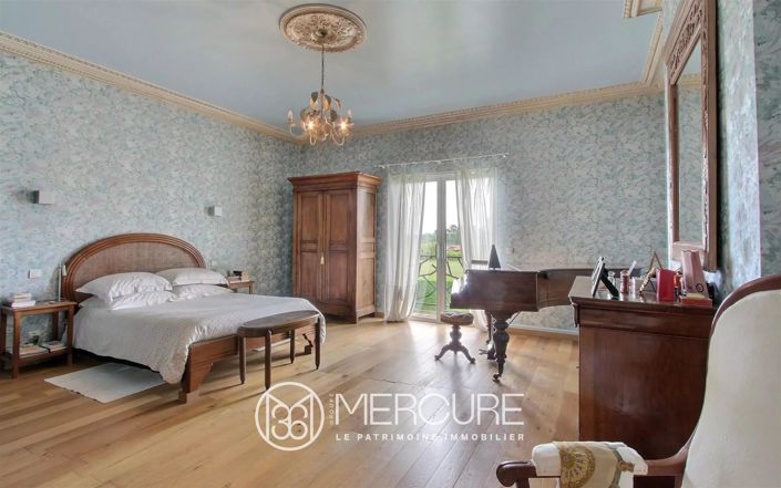 Image No.8-4 Bed House for sale