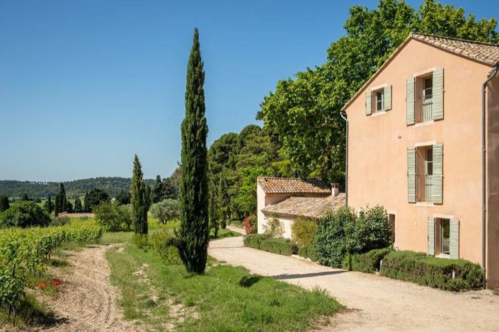 Image No.4-12 Bed Property for sale