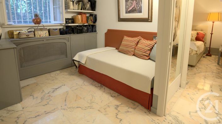 Image No.11-4 Bed Apartment for sale