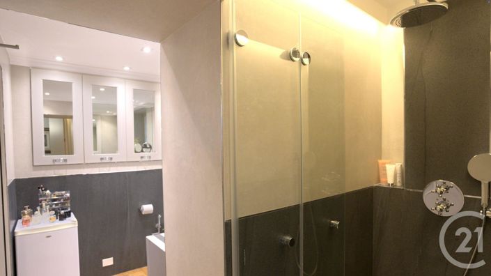 Image No.12-4 Bed Apartment for sale