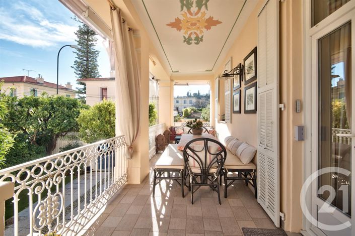 Image No.2-4 Bed Apartment for sale