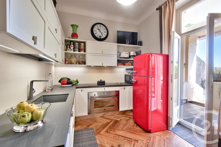Image No.8-4 Bed Apartment for sale