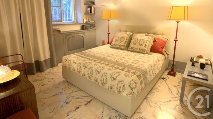 Image No.9-4 Bed Apartment for sale