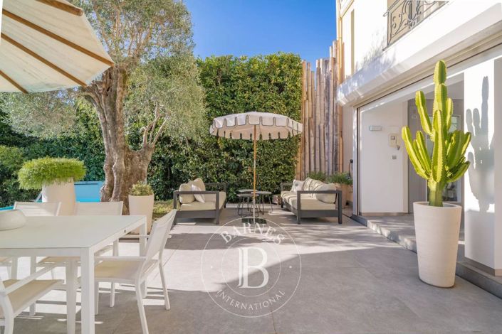 Image No.22-3 Bed House for sale