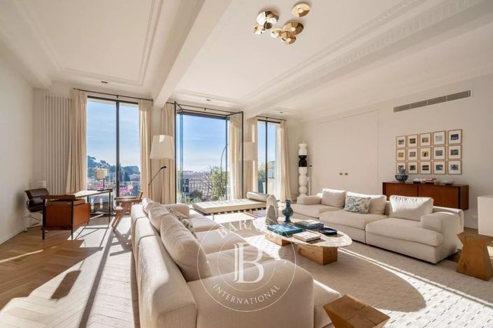 Image No.31-3 Bed House for sale