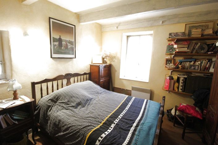 Image No.6-4 Bed House for sale