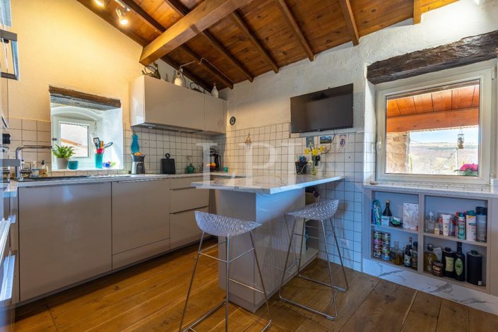 Image No.14-3 Bed House for sale