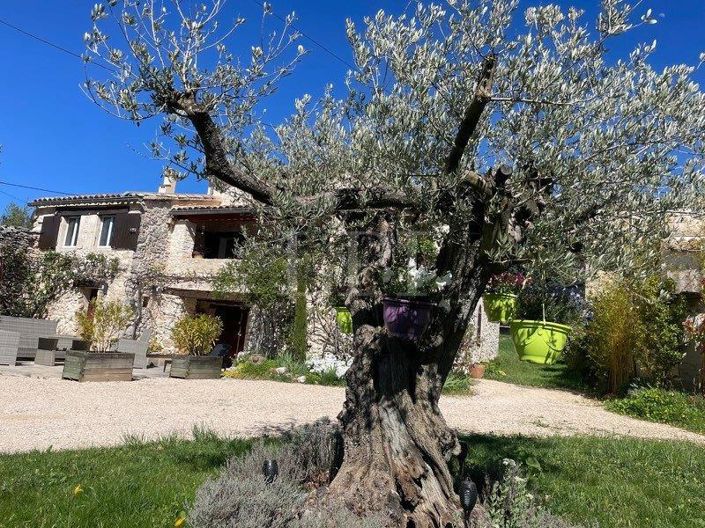 Image No.2-Maison de 3 chambres à vendre à Simiane-la-Rotonde