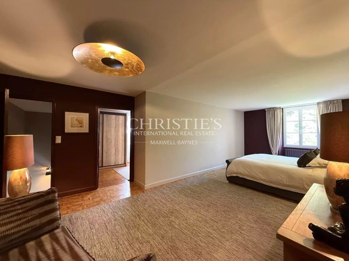 Image No.17-4 Bed House for sale