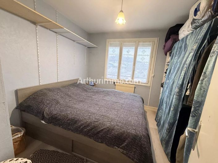 Image No.7-3 Bed House for sale