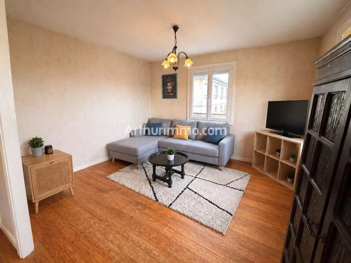 Image No.7-3 Bed House for sale
