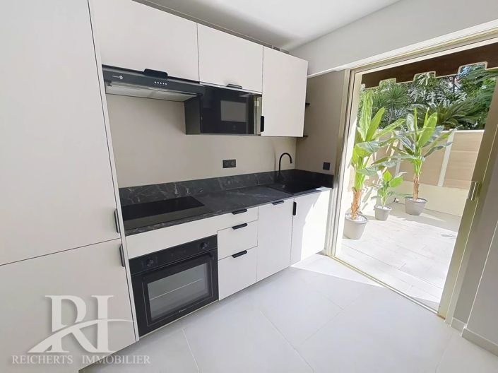 Image No.4-Appartement de 1 chambre à vendre à Cannes