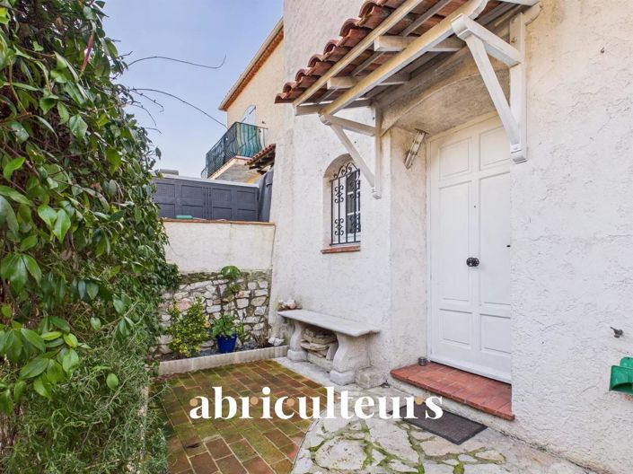 Image No.6-3 Bed House for sale