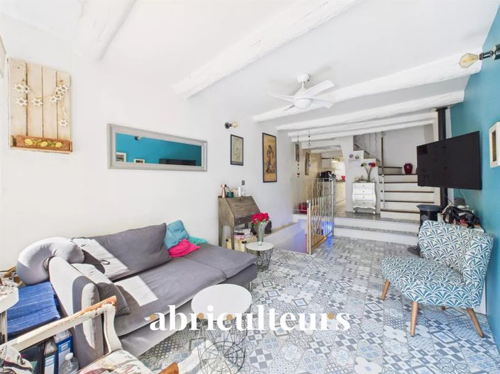 Image No.2-3 Bed House for sale